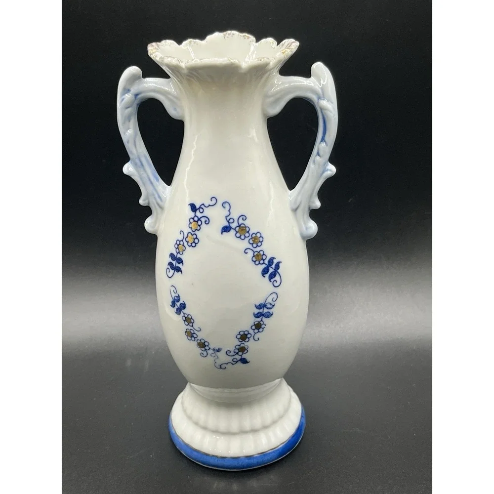 Vtg Norleans Victorian Vase White & Blue with‎ with Gold Trim Sitting Girl 7.5